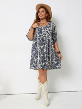 Load image into Gallery viewer, Plus Size Printed V-Neck Half Sleeve Mini Dress