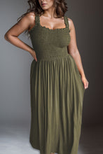 Load image into Gallery viewer, Plus Size Smocked Square Neck Maxi Dress
