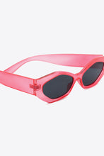 Load image into Gallery viewer, Polycarbonate Frame Wayfarer Sunglasses
