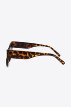 Load image into Gallery viewer, UV400 Rhinestone Trim Cat-Eye Sunglasses
